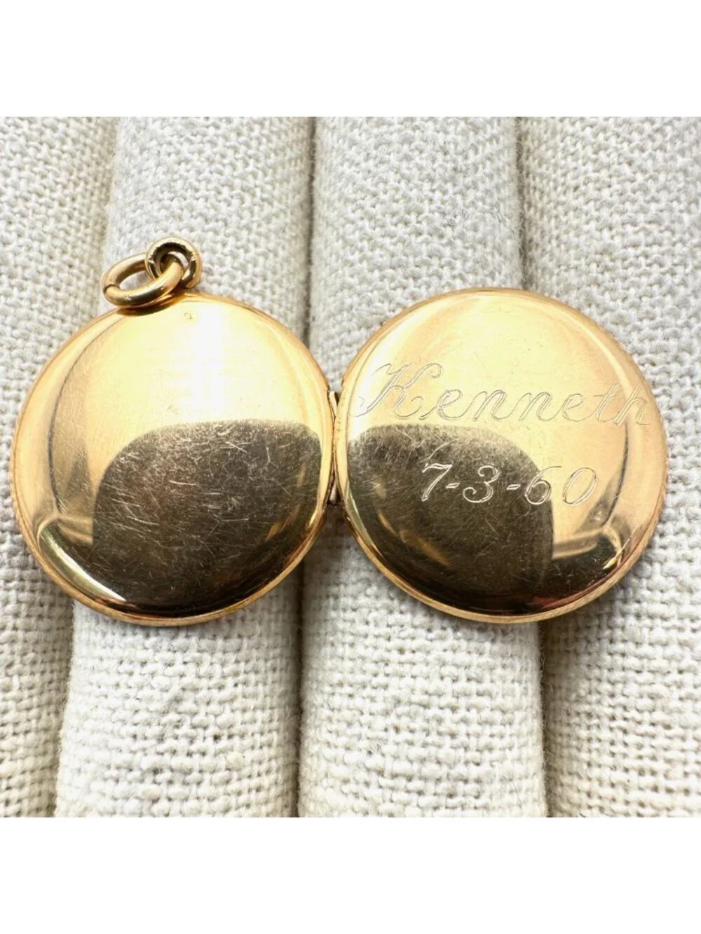 Vintage 10k Yellow Gold Round Picture Locket Pendant for Necklace 4.9 Grams Unis